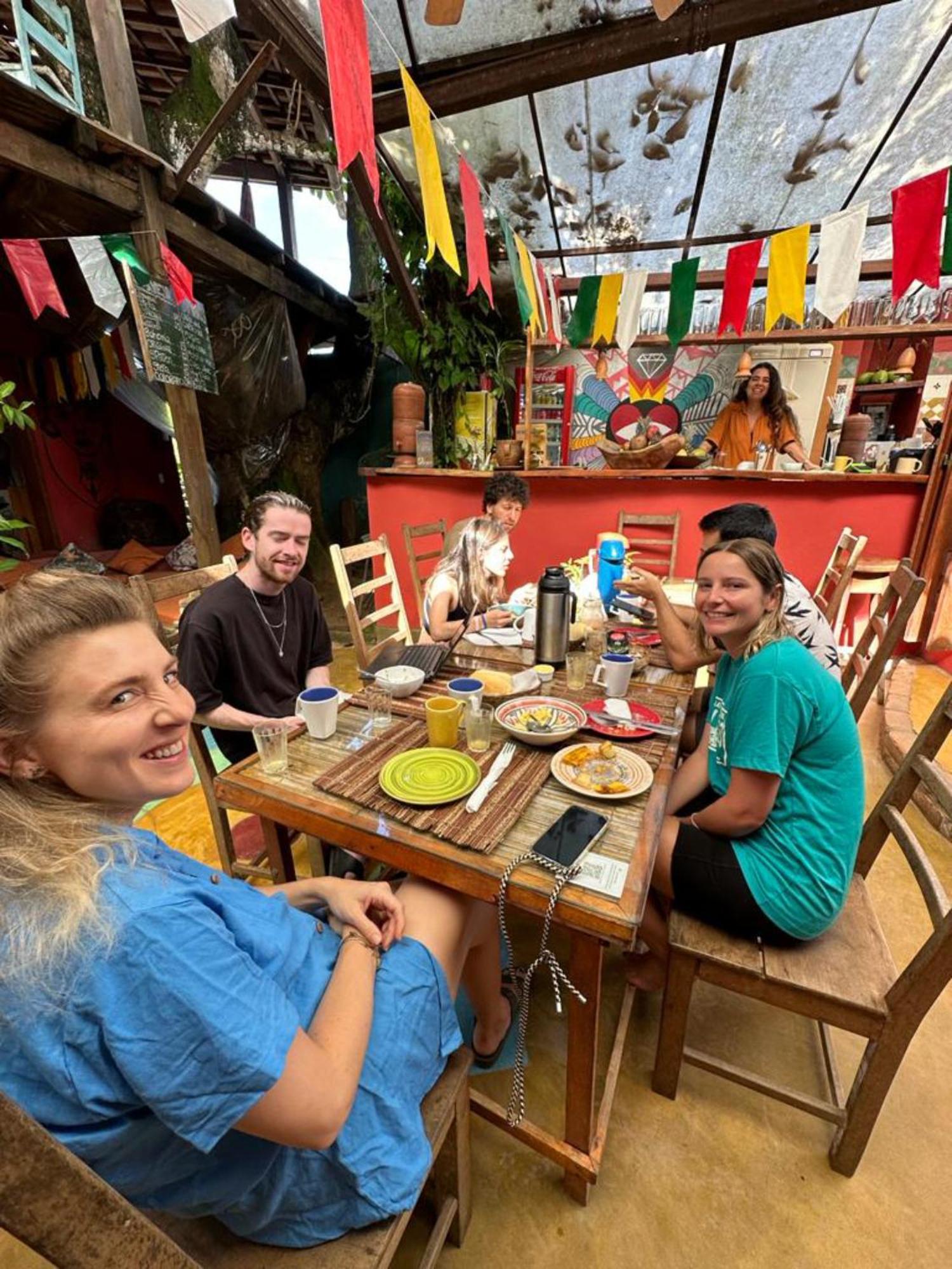 Mais Que Nada Itacare - Hostel, Bar & Breakfast Exterior photo